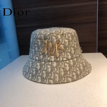 DIOR迪奧  官網同步新款發布 D家漁夫帽