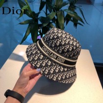 DIOR迪奧 DIOR官網同步新款發布 D家漁夫帽