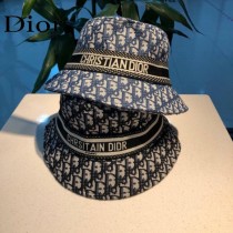 DIOR迪奧 DIOR官網同步新款發布 D家漁夫帽