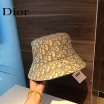 DIOR迪奧  官網同步新款發布 D家漁夫帽