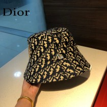 DIOR迪奧  官網同步新款發布 D家漁夫帽