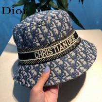 DIOR迪奧 DIOR官網同步新款發布 D家漁夫帽