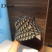 DIOR迪奧  官網同步新款發布 D家漁夫帽