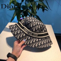 DIOR迪奧 DIOR官網同步新款發布 D家漁夫帽