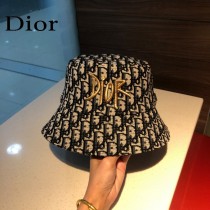 DIOR迪奧  官網同步新款發布 D家漁夫帽