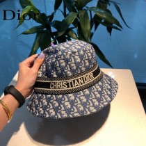 DIOR迪奧 DIOR官網同步新款發布 D家漁夫帽