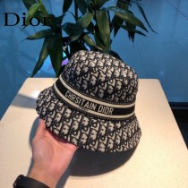 DIOR迪奧 DIOR官網同步新款發布 D家漁夫帽