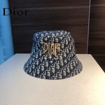 DIOR迪奧  官網同步新款發布 D家漁夫帽