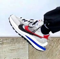 Sacai x NIKE VaporWaffle 3.0 華夫三代潮流走秀運動鞋增高鞋