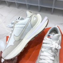 Sacai x NIKE VaporWaffle 3.0 華夫三代潮流走秀運動鞋增高鞋