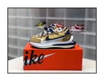 Sacai x NIKE VaporWaffle 3.0 華夫三代潮流走秀運動鞋增高鞋