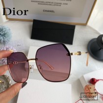 DIOR 52083 新款太陽鏡減輕強光負擔