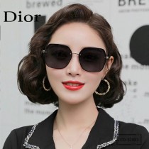 DIOR 52083 新款太陽鏡減輕強光負擔
