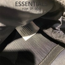 FEAR OF GOD FOG 復線滿印logo，彈幕小包 斜挎包 單肩包 男女潮牌情侶