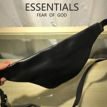 FOG FEAR OF GOD 19SS ESSENTIALS復線皮質胸包 單肩斜挎包 腰包