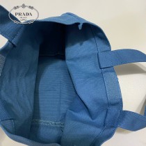 尾單PRADA菜籃子手提包 ，化妝包收納包  純正原包裝 大口隨心裝