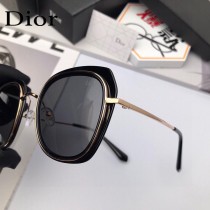 編號：9039 Dior 迪奧女士偏光太陽鏡PC材質結合金屬鏡腿