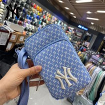 MLB NY滿印老花手機包 原版開模 高品質 支持掃碼驗貨 顏色黑色 米色 天藍