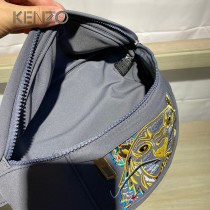 Kenzo高田賢三 男女款夏日新品帥氣時尚胸包  腰包