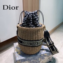 Dior迪奧2021專櫃新款草編包，籃子包