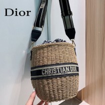 Dior迪奧2021專櫃新款草編包，籃子包