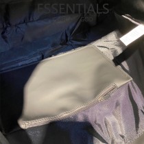 FEAR OF GOD FOG ESSENTIALS復線字母大容量手提包托特包 男女款