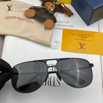 型號：L0188  LV新款蛤蟆框太陽鏡 每一付都是精品 時尚達人裝飾墨鏡