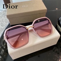 Dior2021新款偏光太陽鏡潮流時尚 女士款百搭瘦臉太陽鏡