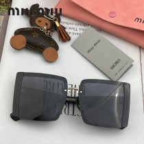 型号：M3866 miumiu偏光 新款时尚高雅墨镜女士 太阳镜