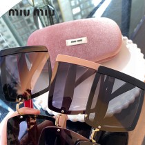 miumiu偏光 新款时尚高雅墨镜女士 太阳镜