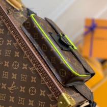 M45864-01   新款男士S Lock Sling 腰包