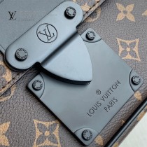 M45864-02   新款男士S Lock Sling 腰包