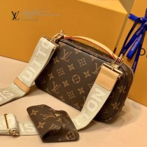 M80446   原單Utility Crossbody 手袋