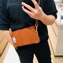 M80549-01  原單 LV NBA連帽全皮壓花 SOFT TRUNK WALLET 盒子包