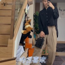 m69575-002   原單PETIT SAC PLAT 手袋