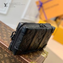 M80549  原單 LV 全皮壓花 SOFT TRUNK WALLET 盒子包
