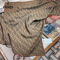 Fendi 字母元素風格斜紋真絲砂洗工藝方巾