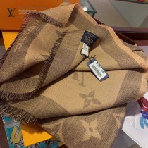 LV 新款Monogram Giant 披肩羊絨真絲混紡大尺寸披肩