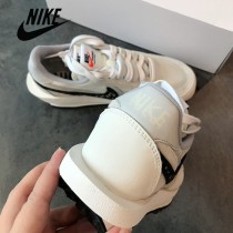 耐克Sacai x Nike LVD Waffle Daybreak 聯名解構走秀款高端跑鞋