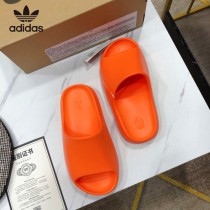 ADIDAS Kanye West x Adidas Yeezy Slide椰子戶外風格沙灘涉水百搭運動穿搭拖鞋拖鞋