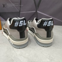 LV頂級版本時裝秀揭秘LV Trainer運動鞋