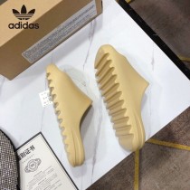 ADIDAS Kanye West x Adidas Yeezy Slide椰子戶外風格沙灘涉水百搭運動穿搭拖鞋拖鞋