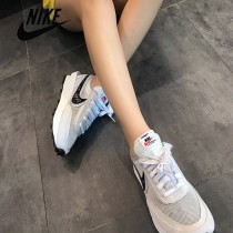 耐克Sacai x Nike LVD Waffle Daybreak 聯名解構走秀款高端跑鞋