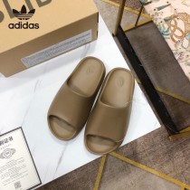 ADIDAS Kanye West x Adidas Yeezy Slide椰子戶外風格沙灘涉水百搭運動穿搭拖鞋拖鞋