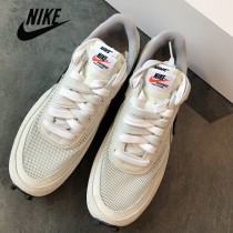 耐克Sacai x Nike LVD Waffle Daybreak 聯名解構走秀款高端跑鞋