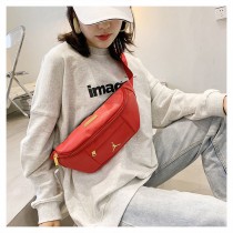 AJ爆裂紋斜挎包男王一博同款跑步運動胸包學生單肩腰包女小背包潮