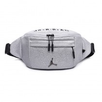 AJ爆裂紋斜挎包男王一博同款跑步運動胸包學生單肩腰包女小背包潮