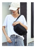 AJ爆裂紋斜挎包男王一博同款跑步運動胸包學生單肩腰包女小背包潮