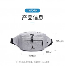 AJ爆裂紋斜挎包男王一博同款跑步運動胸包學生單肩腰包女小背包潮