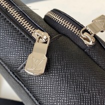 M30443 LV原单Avenue 單肩包胸包